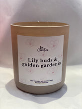 Load image into Gallery viewer, Lily buds & Golden Gardenia