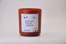 Load image into Gallery viewer, Kakadu plum + Amber